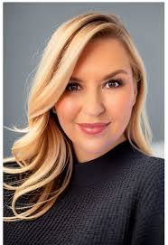 Jill Springer's Instagram, Twitter & Facebook