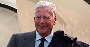 Il 1 novembre 1934 nasceva infatti umberto agnelli, il più giovane presidente della storia della vecchia signora, e il club bianconero. La Juventus Ricorda Umberto Agnelli Quindici Anni Senza Il Dottore Tribuna Com