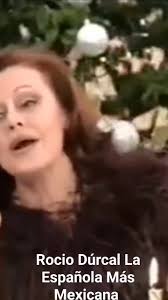 Rocio Dúrcal interpreta el Clavel de Rocío jurado