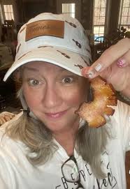 Y'all got that hog's jowl ready??? Click the link below to see the best way  to cook it!! https://www.facebook.com/share/v/1DvrFgfb6k/?mibextid=wwXIfr