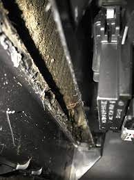 No there is no cabin airfilter in tahoe 2007 and up if you have airconditioning issues you might to look into a air blower that might need cleaning. 2007 Tahoe Cabin Air Filter Chevrolet Forum Chevy Enthusiasts Forums