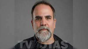 León Michel, al rescate de la Navidad