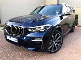 Bmw X5 M50i Take A Bow The Twin Turbo 4 4 Litre V8 Delivers A Potent 390 Kw And 750 Nm Which Is Plenty Get Up And Go For Day To Day Dr Twin