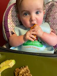 I got baby arugula from the food pantry today. I'm feeding a teenager, so  I'd love some teen-friendly ideas what to do with it. Thanks.