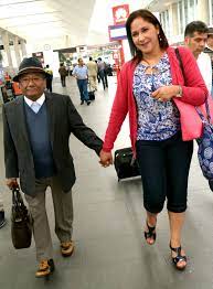 From wikimedia commons, the free media repository. Parejas Famosas Cuya Diferencia De Altura Que Demuestra Que El Amor Es Inconmensurable Trendscatchers Co Uk Pagina 65