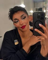 LULA (@lulamanzanelli_) • Instagram photos and videos