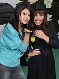 Find the perfect demi lovato 2008 stock photos and editorial news pictures from getty images. 33 Pics Charting Demi Lovato S Transformation Through The Years Capital