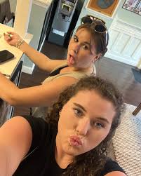 we should stick together 🕊️