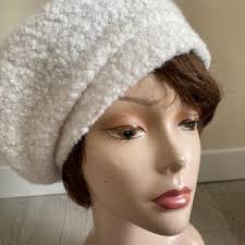 Oversize 13 Inch Creamy White Polar Fleece Beret With Single Snail Trim  Boho Style