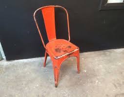 Chaise tolix des années 50. Veritable Tolix Modele A Rouge