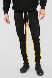Black And Yellow Cargo Pants Travis Cargo Pants Black Yellow Black Pants Pants Cargo Pants