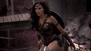 Dawn of justice wonder woman is the first wonder woman character to use her lasso of truth in her special 2, and she is the first to have it glow during her super move. Wonder Woman Preps For Battle In Latest Batman V Superman Dawn Of Justice Action Shot
