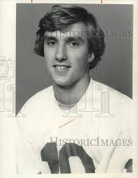 Press Photo Jamesville-Dewitte HS football player John Sipple poses for  photo