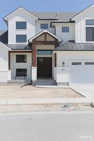 Beautiful Exterior Home Design Trends In 2020 Modern Farmhouse Exterior Modern Exterior House Exterior