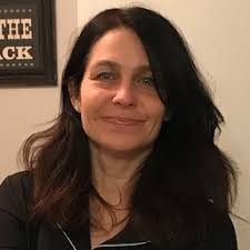 Robyn Flaherty's Instagram, Twitter & Facebook