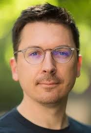 Ian Burr's Instagram, Twitter & Facebook