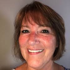 Will zinnias grow long stems for a wedding?