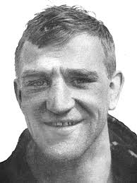 TYPOGRAFER, DER BLEV DANSKE MESTRE I BOKSNING For et par uger siden havde  jeg et opslag med den 17-årige typograflærling, Frank Lassen, der i 1968  blev dansk mester i letsværvægt. I forlængelse