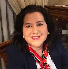 A professora Isabel Valente é a presidente do novo Conselho Geral