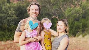 3 dax shepard, 46, landed his first paid acting role after eight years of auditioning credit: Dax Just Revealed How Kristen Bell Explains Sex To Her Daughters And It S Actually Brilliant