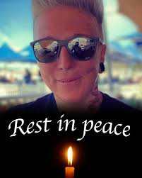 It's with a heavy heart that we announce the passing of this beloved TV  chef 🌹 You'll cry when you see the name 😭💔 Check the first comment 👇🏼