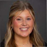 Mackenzie Lett's Instagram, Twitter & Facebook