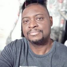 🎼COM ELE NÃO TEM MISTÉRIO NÃO TEM MAGIA NÃO TEM SEGREDO . ELE É O REI DA  CALUNGA O SEU NOME É EXÚ MORCEGO . O SEU NOME É EXÚ MORCEGO O