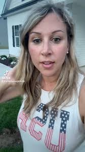 Amanda Daughtry's Instagram, Twitter & Facebook