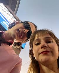 I went to the studio for the first time in 5 months today with  @laurawitsken :') I am emotional. Thank you @thewoods1826 for your  beautiful space.