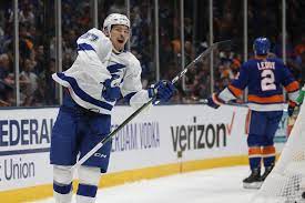 Tb sports offers the best selection of tampa bay lightning apparel for men, women, kids, and pets in all shapes and sizes for every fan. Lightning Beat Islanders In Game 3 In Semifinals Of Nhl Playoffs