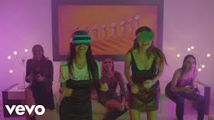 Moderatto es una banda mexicana de rock, creada como proyecto alternativo conformado con músicos de otras bandas. Moderatto El Que Busca Encuentra Youtube