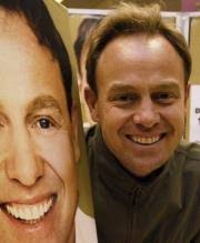 Pop legend to open fun day