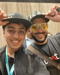 BHAIIII…. “Cap Buddies” ~Aman said lol