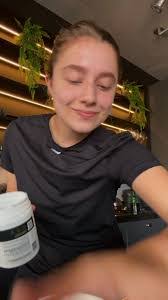 Gianna Colosimo's Instagram, Twitter & Facebook