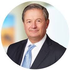 Ralph Cole's Instagram, Twitter & Facebook