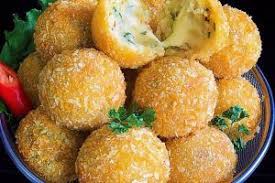 Resep Potato Cheese Balls Bola Bola Kentang Keju Enak Gurih Bola Keju Makanan Dan Minuman Resep Sarapan