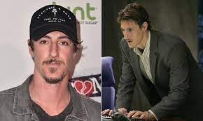 24 actor Eric Balfour, 41, is accused of harassing a family for years in  bizarre neighbor war | Daily Mail Online
