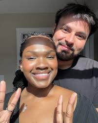 Amber Beach's Instagram, Twitter & Facebook