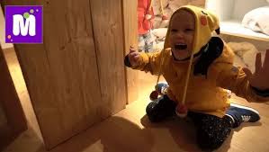 мистер макс Play мистер макс Play мистер макс Play Vlog Zakonchilsya Benzin Po Doroge V Gory My V Alpah V Dome Dlya Karlikov Rum Tur I Sekretnaya Komnata Detskij Kanal Mister Maks I Miss Kat Detskie Multfilmy Video I Alpy