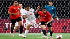 منتخب مصر لكرة القدم الملقب بالفراعنة، هو الممثل الرسمي لمصر في رياضة كرة القدم.وهو أول منتخب أفريقي وعربي يصل إلى نهائيات كأس العالم في عام 1934 وهو صاحب الرقم القياسي في عدد ألقاب بطولة كأس الأمم الأفريقية بسبعة ألقاب. Ø£Ø®Ø¨Ø§Ø± Ø£ÙˆÙ„Ù…Ø¨ÙŠØ§Ø¯ Ø·ÙˆÙƒÙŠÙˆ ØªØ±ØªÙŠØ¨ Ù…Ø¬Ù…ÙˆØ¹Ø© Ù…Ù†ØªØ®Ø¨ Ù…ØµØ± Ø¨Ø¹Ø¯ Ù†Ù‡Ø§ÙŠØ© Ø§Ù„Ø¬ÙˆÙ„Ø© Ø§Ù„Ø£ÙˆÙ„Ù‰ ÙÙŠ Ø£ÙˆÙ„Ù…Ø¨ÙŠØ§Ø¯ Ø·ÙˆÙƒÙŠÙˆ Ø³Ø¨ÙˆØ±Øª 360