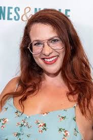 Sarah Reimers's Instagram, Twitter & Facebook