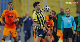 Alpay özalan i̇sviçre maçı kavga anı yaşananlar. Futbol Yok Kavga Var Fenerbahce Ile Galatasaray Arasinda Kriz Buyuyor Fotomac