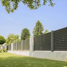 Aluzaun Zaunidee Sichtschutz Goethe In 2020 Alu Zaun Garten Zaun Ideen