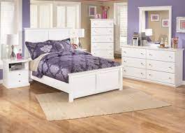 Whether you're looking to exude an air of cottage chic flair or a timeless classic sensibility, you're sure to appreciate bostwick shoals' great versatility. Ashley Bostwick Shoals Bedroom Collection