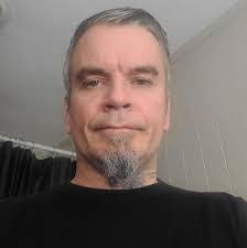 Shane Hummer's Instagram, Twitter & Facebook