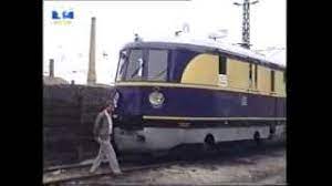 Continuous side skirts with articulated covers over the. Svt 137 Fliegender Hamburger In Leipzig Hbf 1993 Youtube
