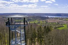 Unsere website bietet umfangreiche informationen zu den themen gemeinde und umland, leben und. Holzbergturm Aussichtsturm Mit Panoramablick