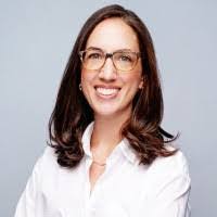 Lenore Kennedy's Instagram, Twitter & Facebook