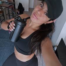 Llegamos a buen tiempo ☀️🌅🌊⛵️🐟🪸 First day, justo allí estaba  contemplándose el ☀️ diciendo “ Holis siéntense me verán todos estos días”  😌😊😃 y after comida italiana como es que se llama eso pasticho 😆🫶🏼!