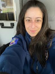 UPDATE: her name is Kaitlen Castillo! She was beyond amazing not only with  me but my 1 year old as well. Forever grateful for people like you ❤️  Looking for an EMT